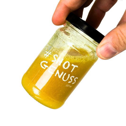 Shotglas mit Messlinie
