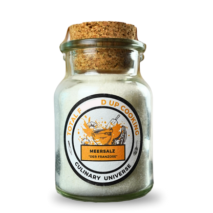 Feines Meersalz im Korkglas